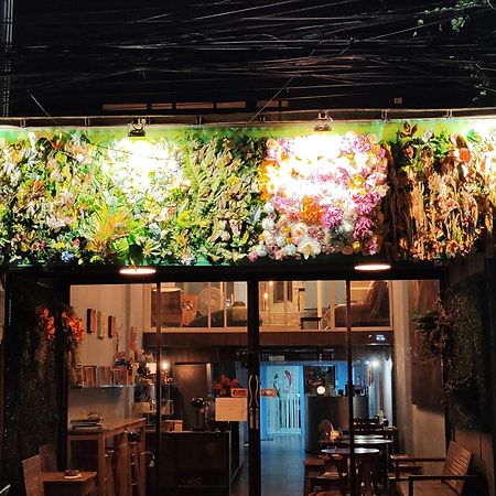 Phobphan Hostel Bangkok Eksteriør billede