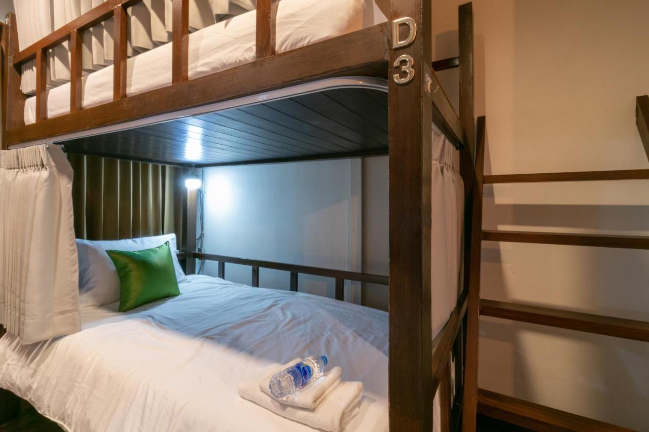 Phobphan Hostel Bangkok Eksteriør billede