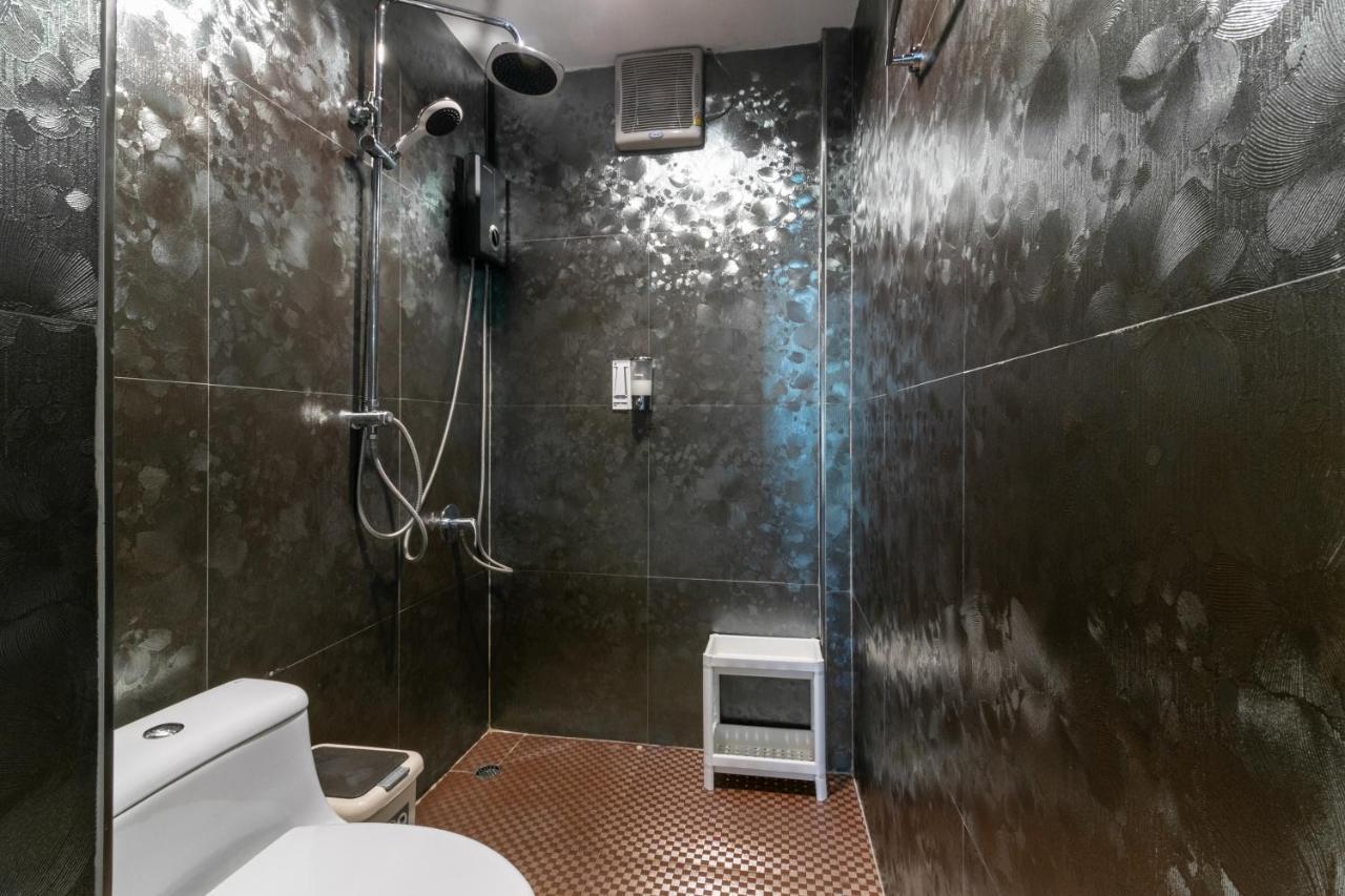 Phobphan Hostel Bangkok Eksteriør billede