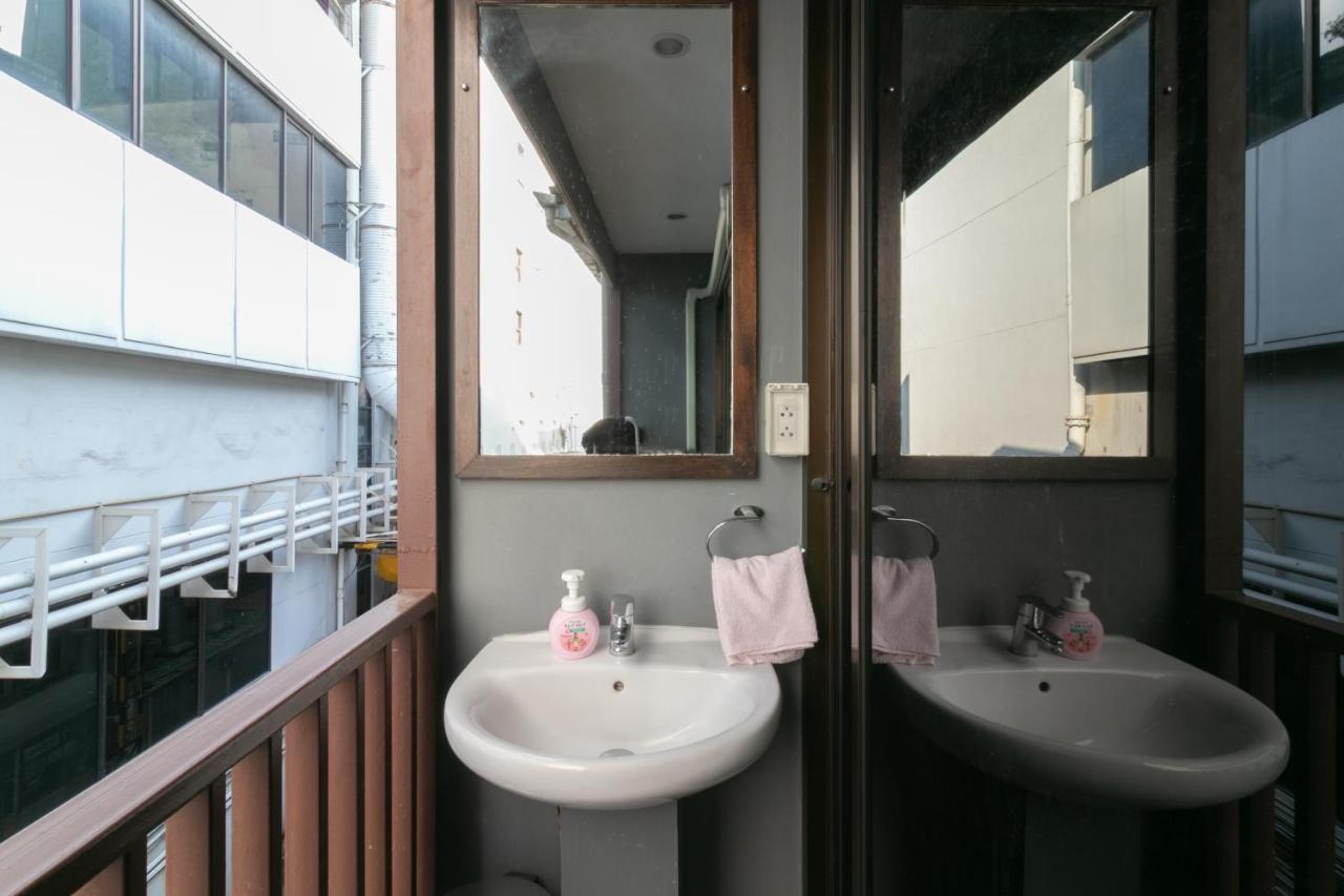 Phobphan Hostel Bangkok Eksteriør billede